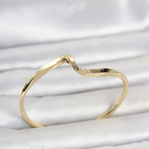 Tegan Gold Renk Pirinç Zikzak Model Kadın Bileklik TG27BB8550