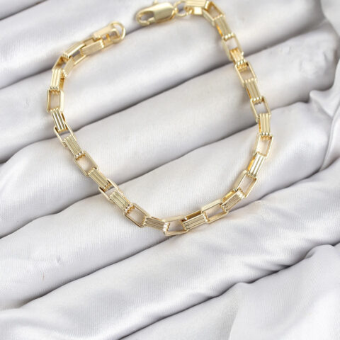 Tegan CM Kare Halka Model Gold Renk Pirinç Kadın Bileklik TG27BB8592