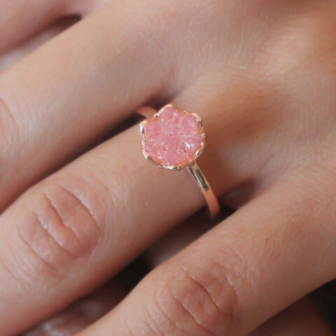 Tegan Pembe Lotus Çiçek Figür Gold Renk Kadın Yüzük TG27BYK2485